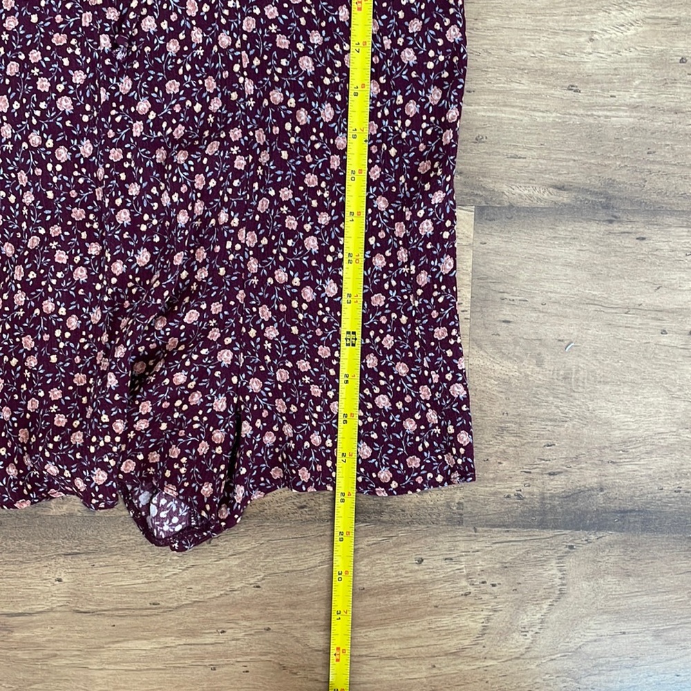 American Eagle Outfitters Floral Romper - Picture 9 of 10